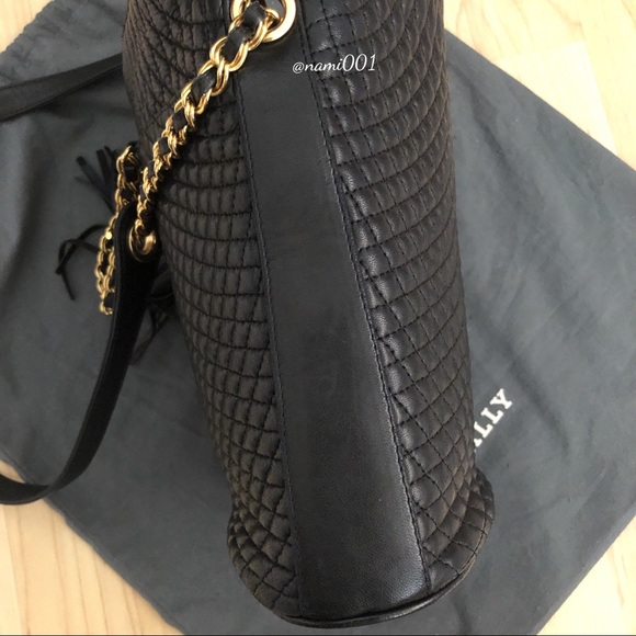 Vintage Bally Quilted Lambskin Shoulder Bag EUC - Picture 11 of 12